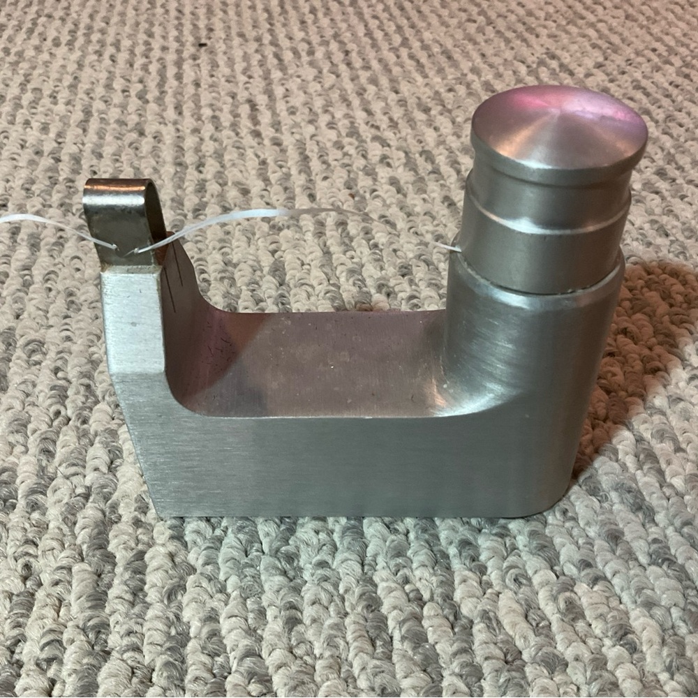 SafeDispense Single Floss Dispenser,heavy duty, very vintage Selling